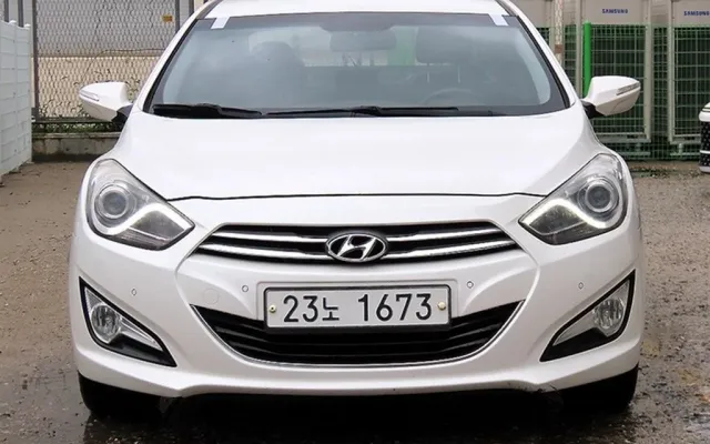 I40살룬 중고차 i40Saloon 2.0 GDI PREMIUM 매물 사진 4 - 2012/04 180,169km